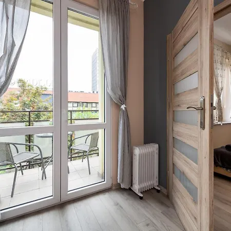 Cozy Apartment: Old Town/main Station Апартаменты Гданьск